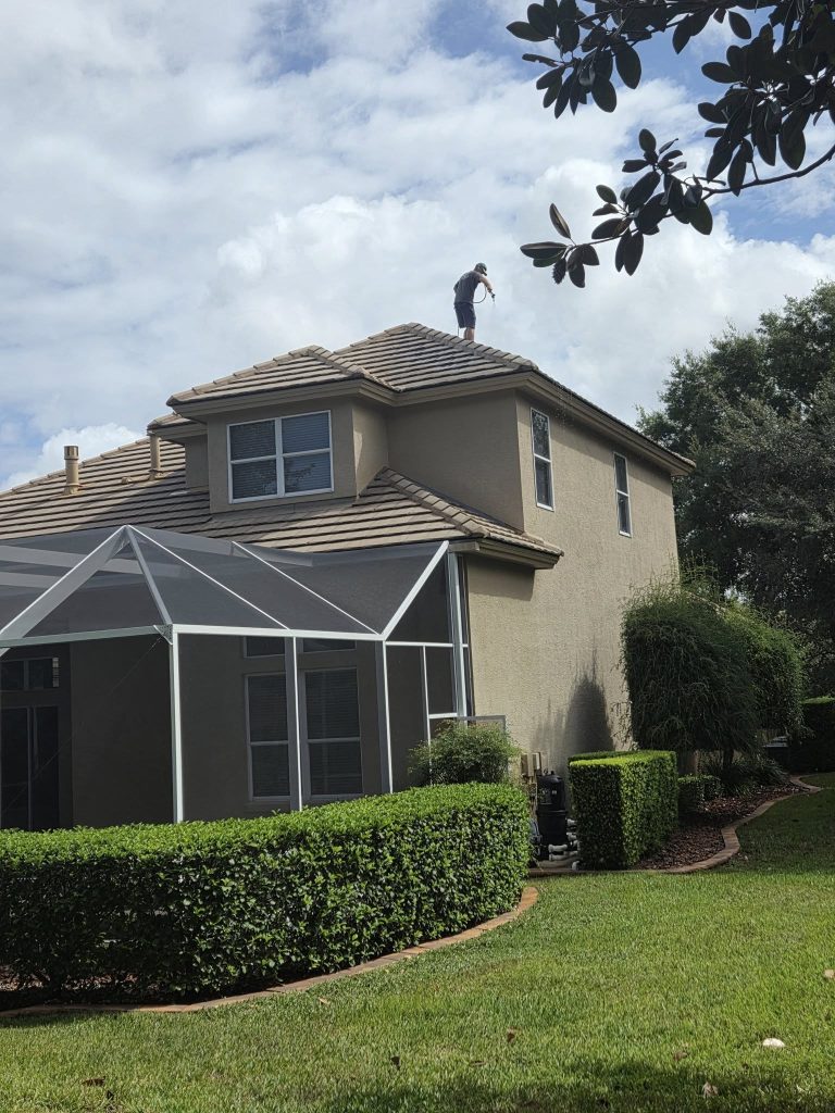 Roof Cleaning Inverness FL